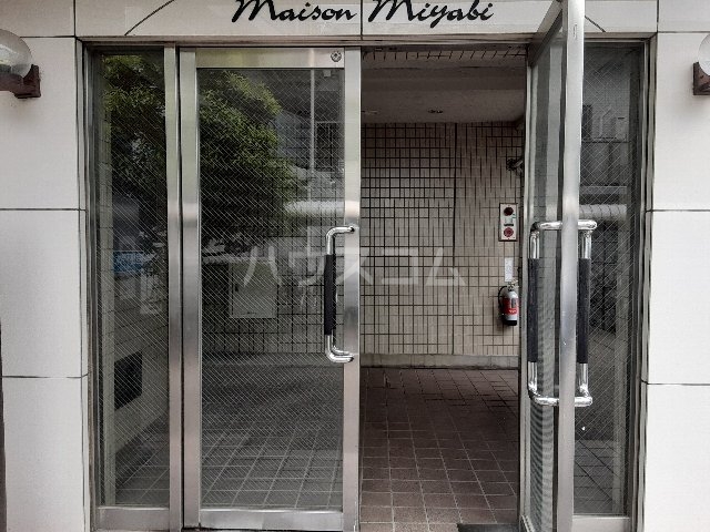 2/10 エントランス