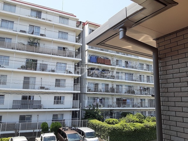 2/30 外観