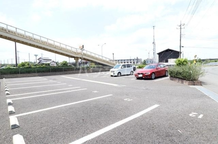 3/7 駐車場