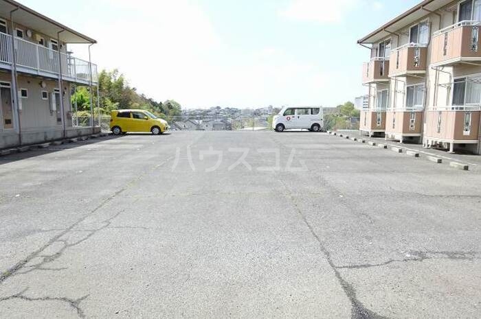 16/26 駐車場