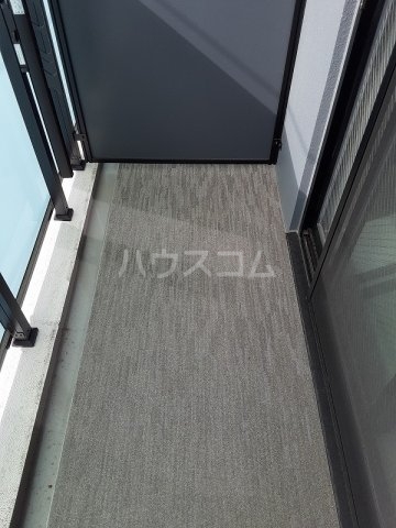 16/27 バルコニー