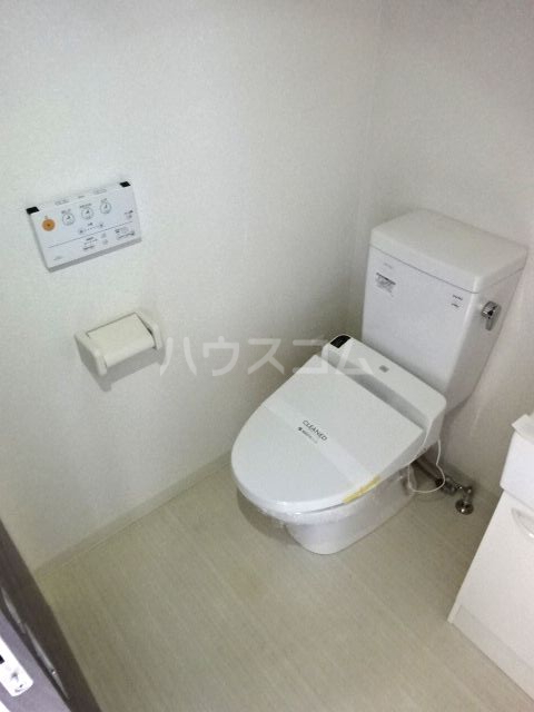14/30 トイレ