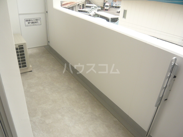 21/30 バルコニー