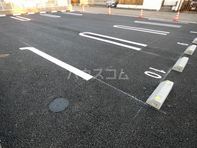 16/22 駐車場