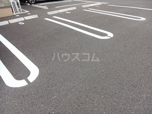 14/20 駐車場