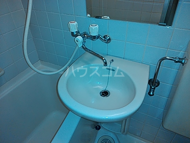 13/30 洗面