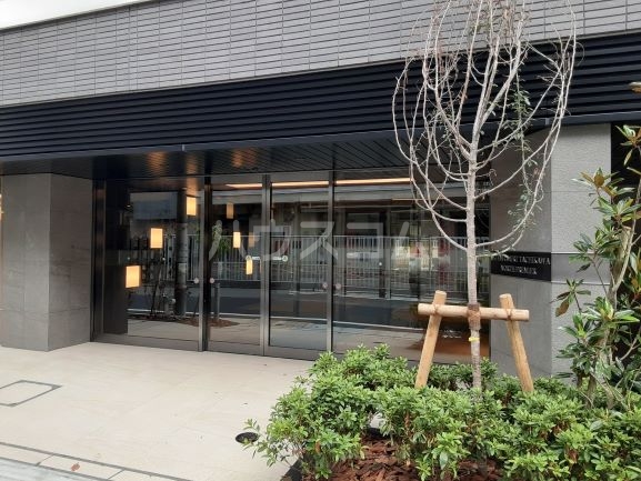 3/4 エントランス