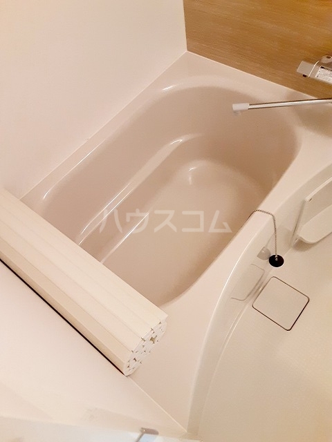 13/30 浴室