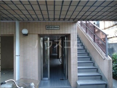 2/6 エントランス