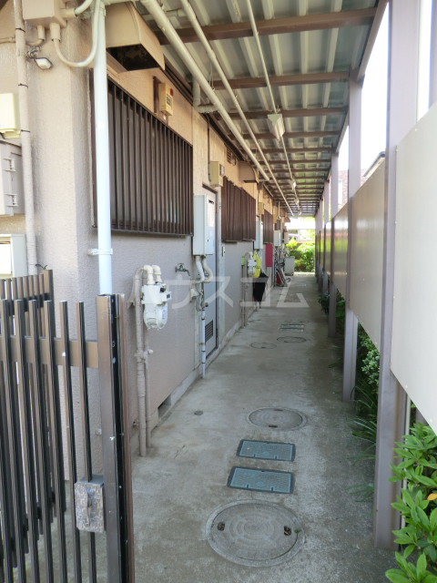 17/19 エントランス