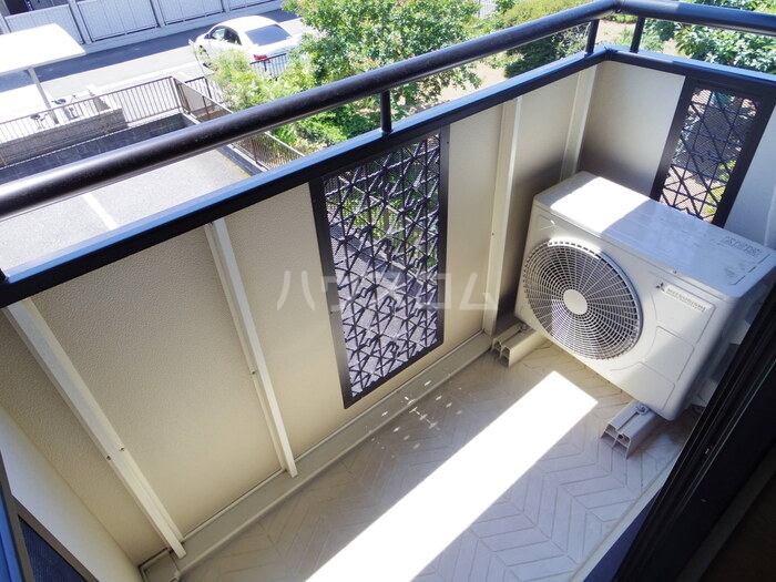 13/18 バルコニー