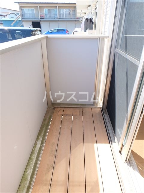 18/28 バルコニー