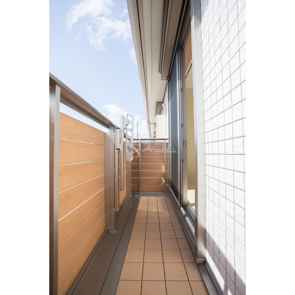 7/18 バルコニー