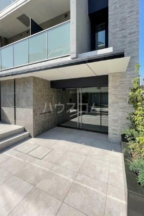 16/24 エントランス