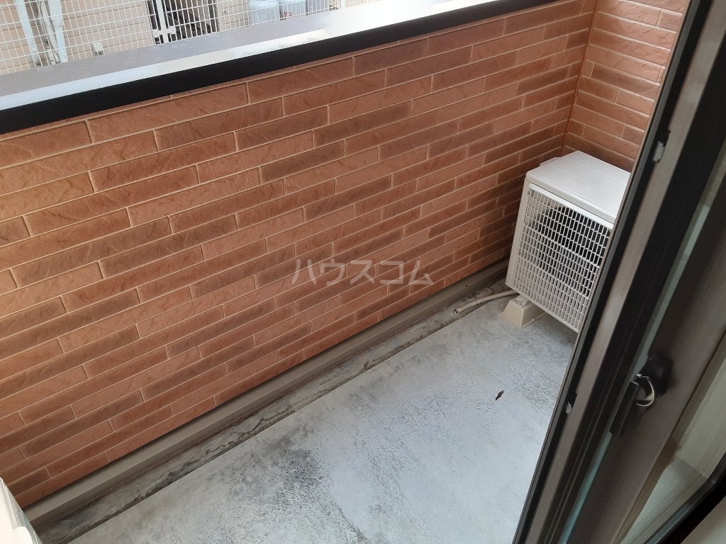 21/30 バルコニー