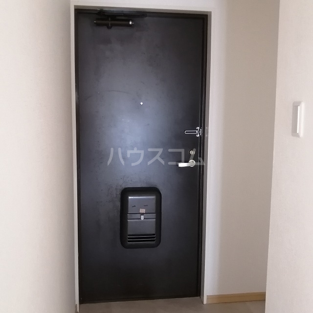 14/30 玄関