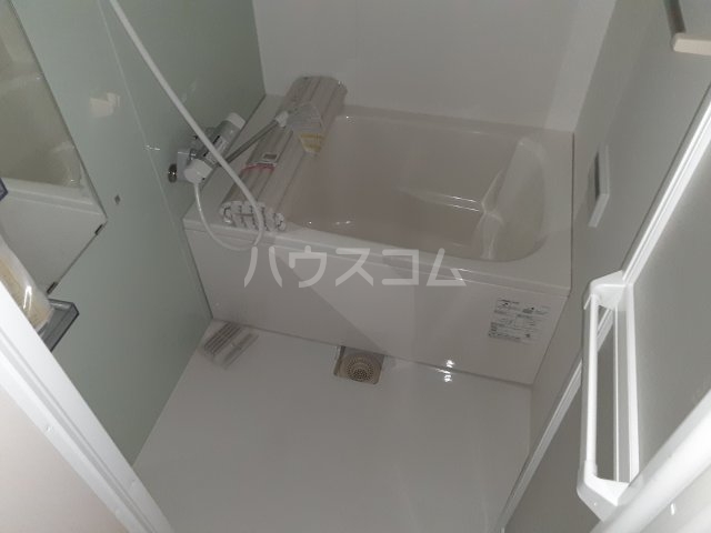 14/25 浴室