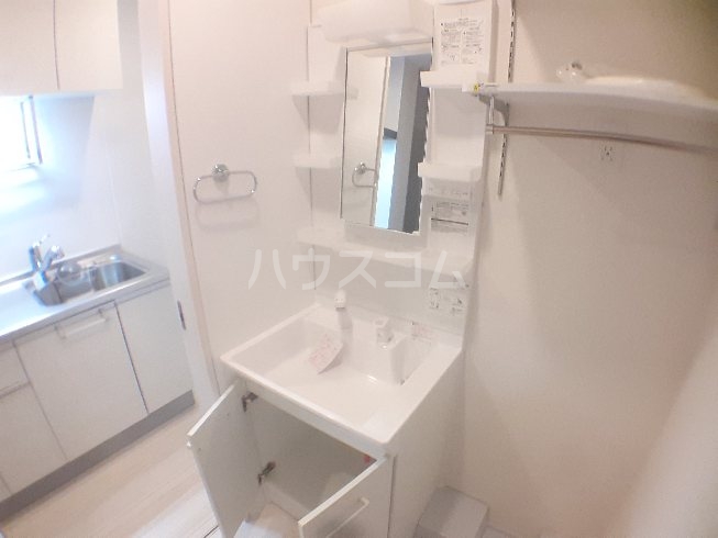 13/30 洗面