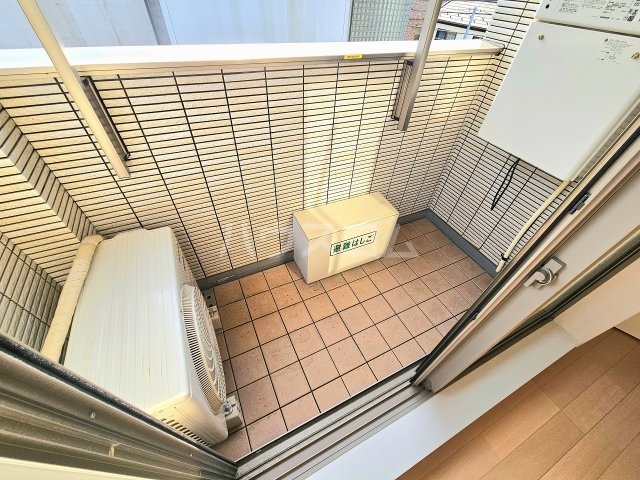 15/27 バルコニー