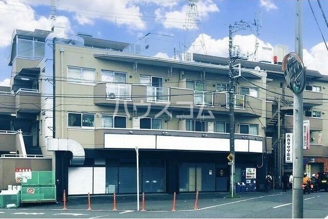 14/18 エントランス