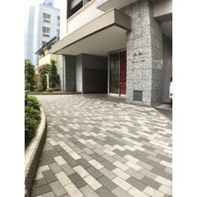 16/26 エントランス