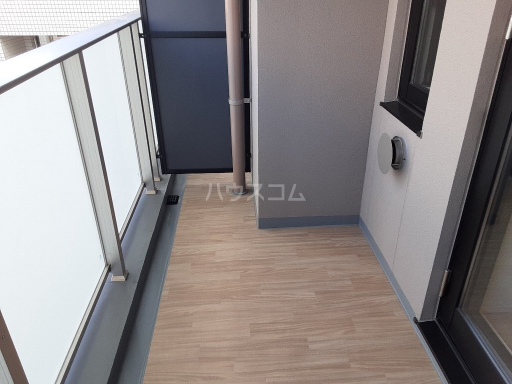 15/23 バルコニー