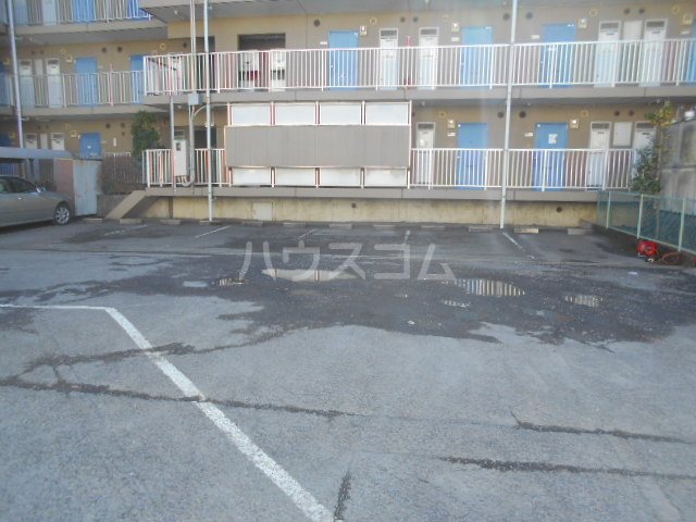 21/30 駐車場