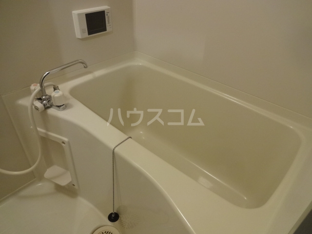 13/30 浴室