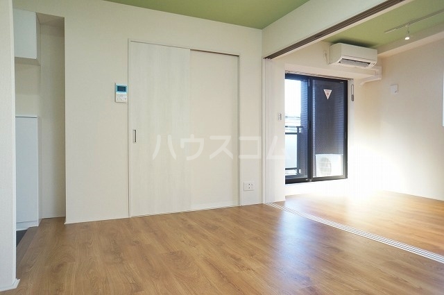 2/25 リビング/ダイニング