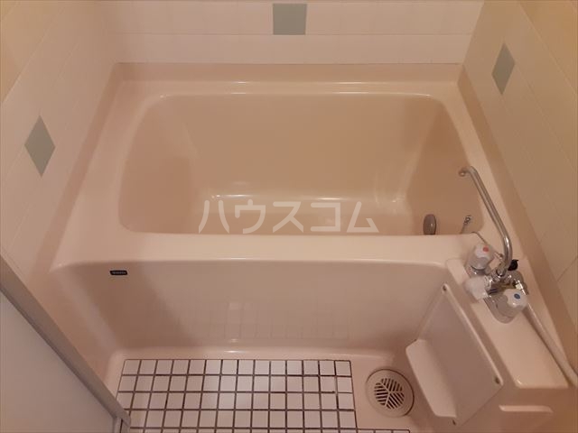 17/30 浴室