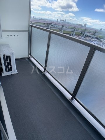 21/30 バルコニー