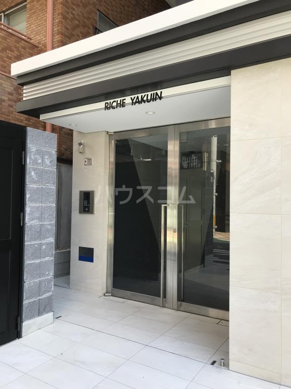 14/21 エントランス