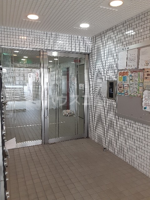 29/30 エントランス