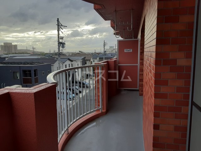 19/30 バルコニー