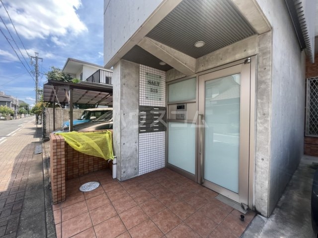 22/29 エントランス