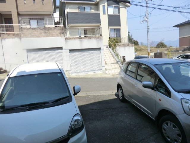 26/30 駐車場