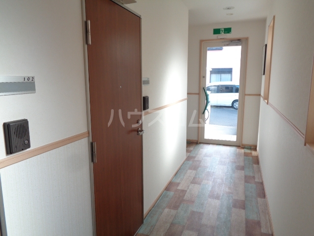 29/30 エントランス