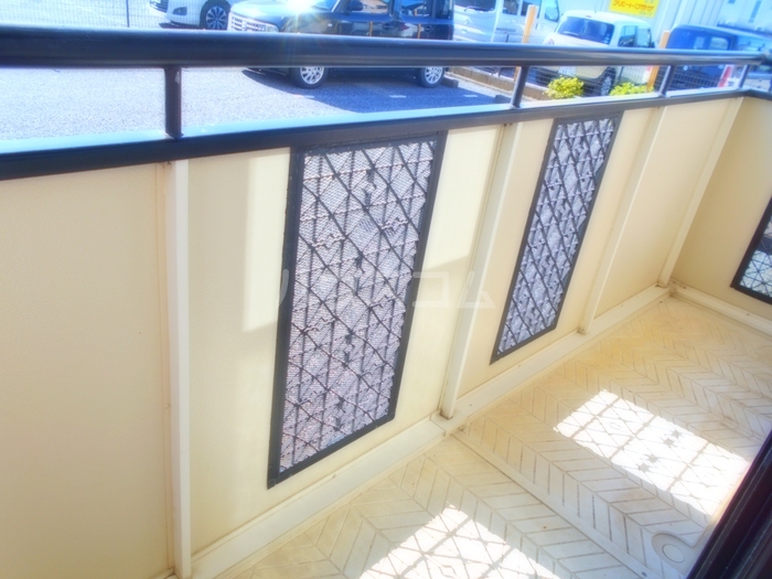 19/30 バルコニー