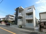 26/30 エントランス