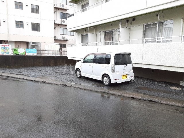 3/10 駐車場