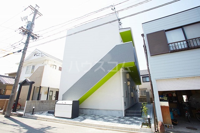 17/24 エントランス