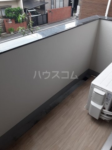 19/30 バルコニー