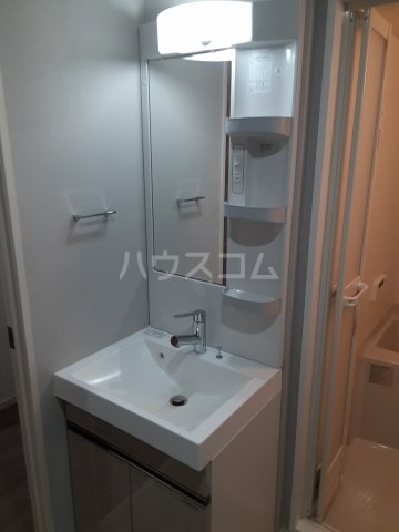 13/30 洗面
