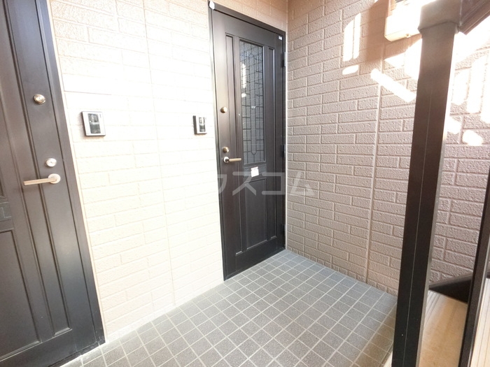 2/5 エントランス