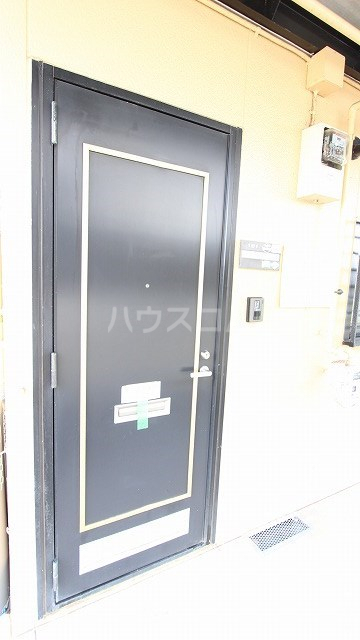 18/25 エントランス