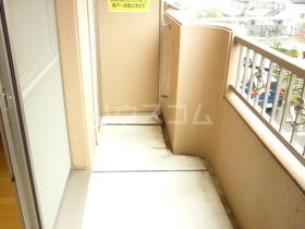 13/18 バルコニー