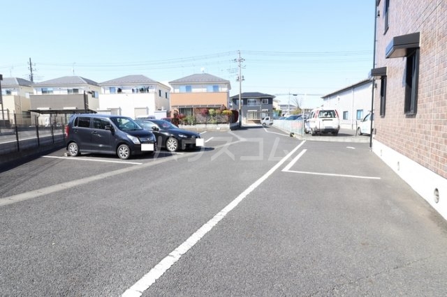 18/20 駐車場