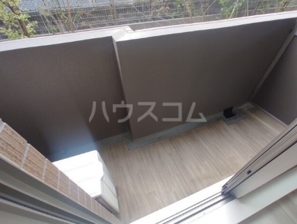 15/28 バルコニー