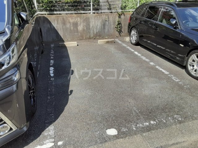 22/24 駐車場
