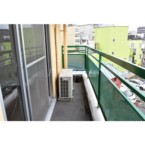 13/27 バルコニー